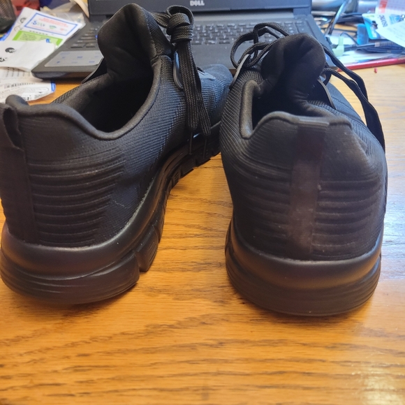 Ladies Sneakers - Picture 5 of 7